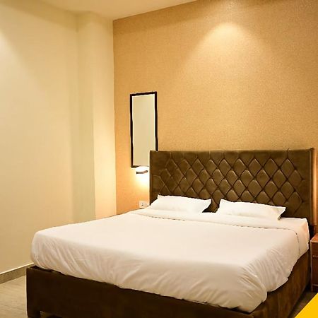 Hotel Kapson Palace Bareilly Eksteriør bilde