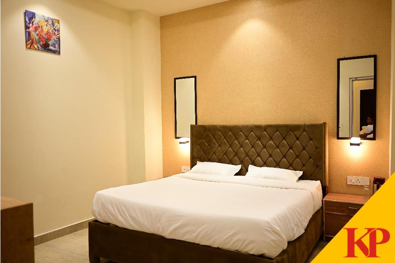 Hotel Kapson Palace Bareilly Eksteriør bilde